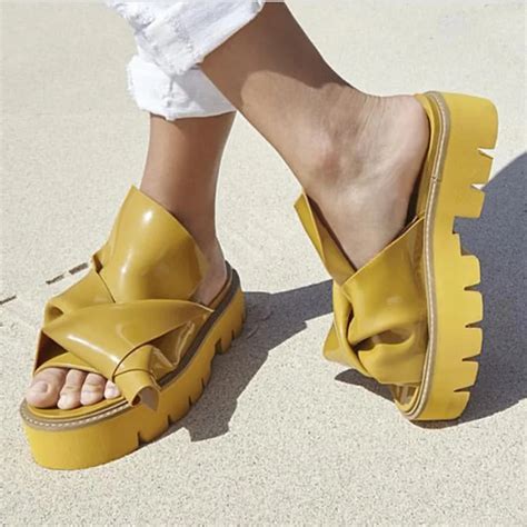 chunky slides women's.